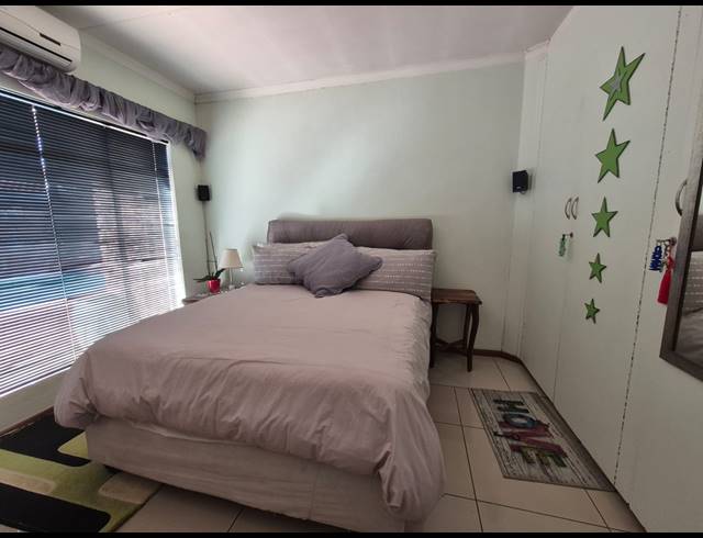 3 BEDROOM HOUSE FOR SALE IN FALCON RIDGE